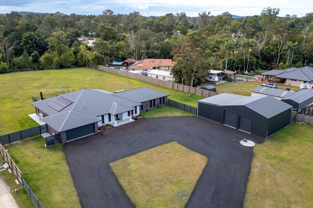 12 FARMHOUSE LANE, LANDSBOROUGH, QLD 4550