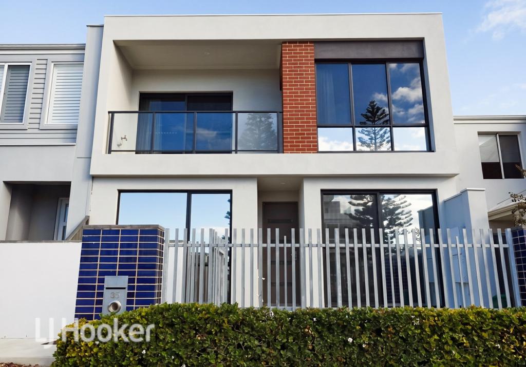 35 Reflection Bvd, Jindalee, WA 6036