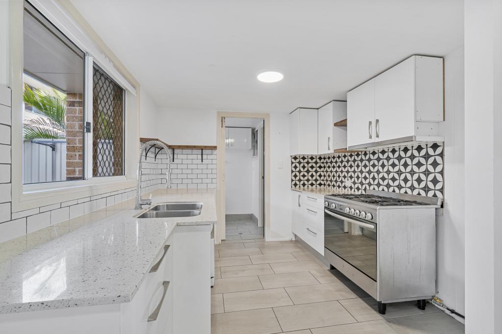 4/11 Cupania Pl, Elanora, QLD 4221