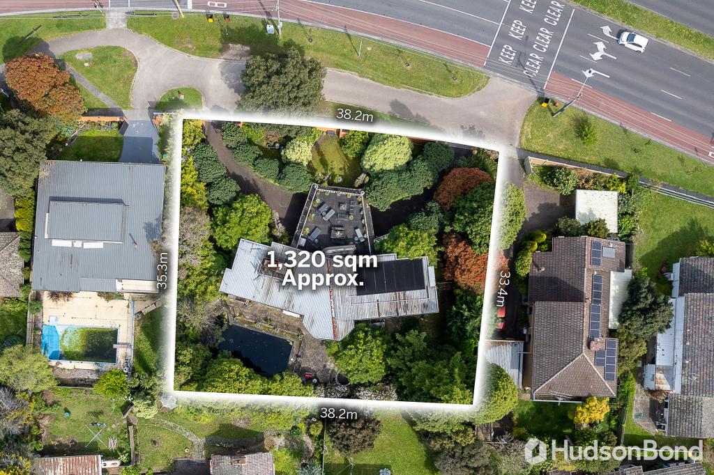 100-102 WILLIAMSONS RD, DONCASTER, VIC 3108