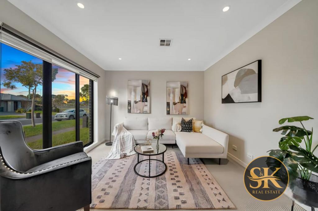 9 MONTMARTRE DR, TRUGANINA, VIC 3029