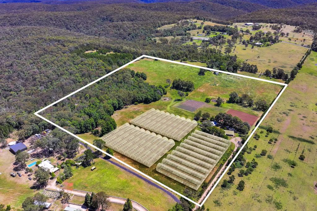 135 Lyons Rd, Lakesland, NSW 2572