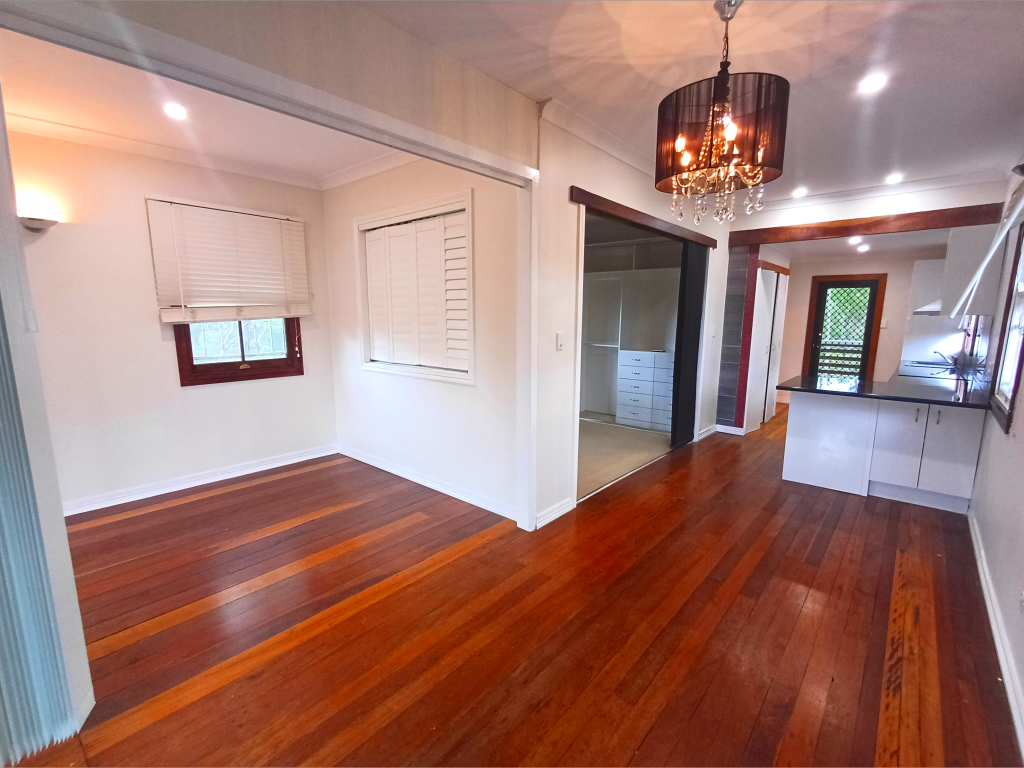 2/3 Premier Tce, South Bingera, QLD 4670