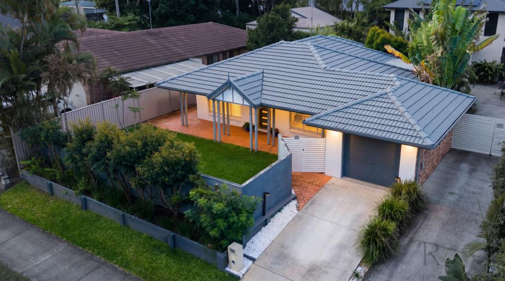80 Karawatha Dr, Mountain Creek, QLD 4557