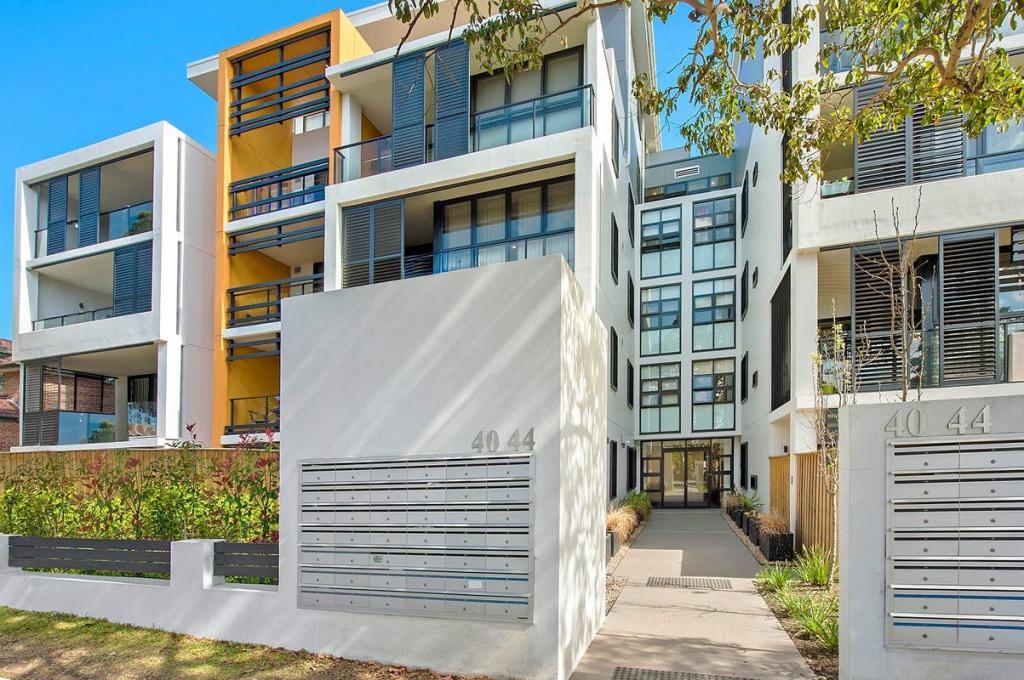 4/40-44 Edgeworth David Ave, Waitara, NSW 2077
