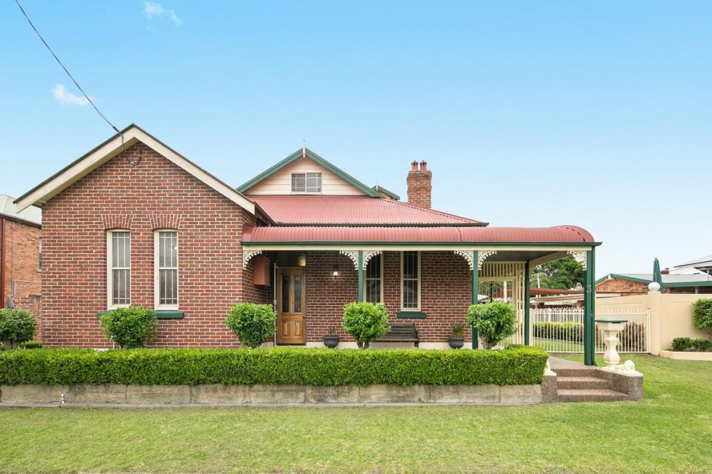 3 Russell St, Horseshoe Bend, NSW 2320