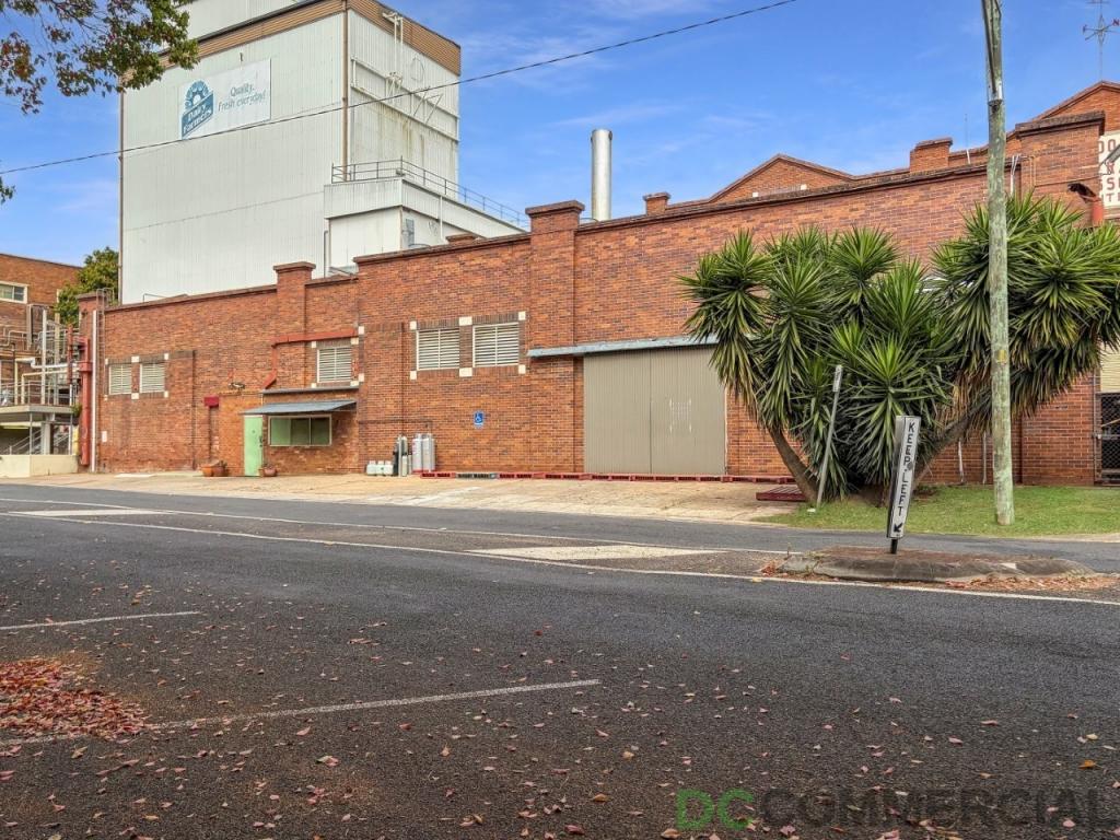 57 Brook St, North Toowoomba, QLD 4350