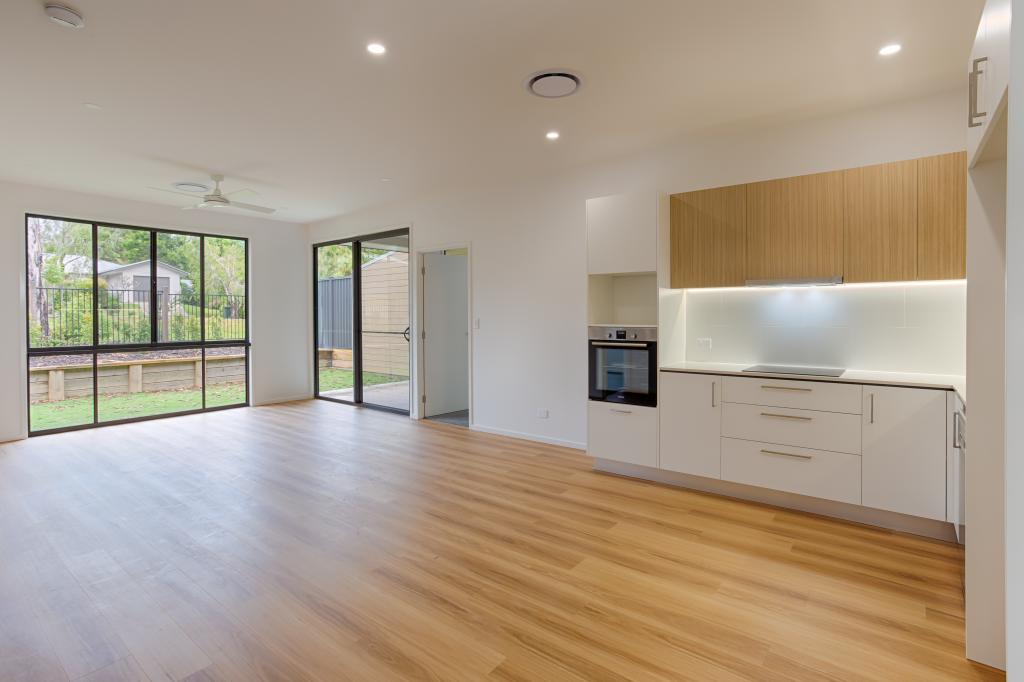 2/2 Olivine St, Cooroy, QLD 4563