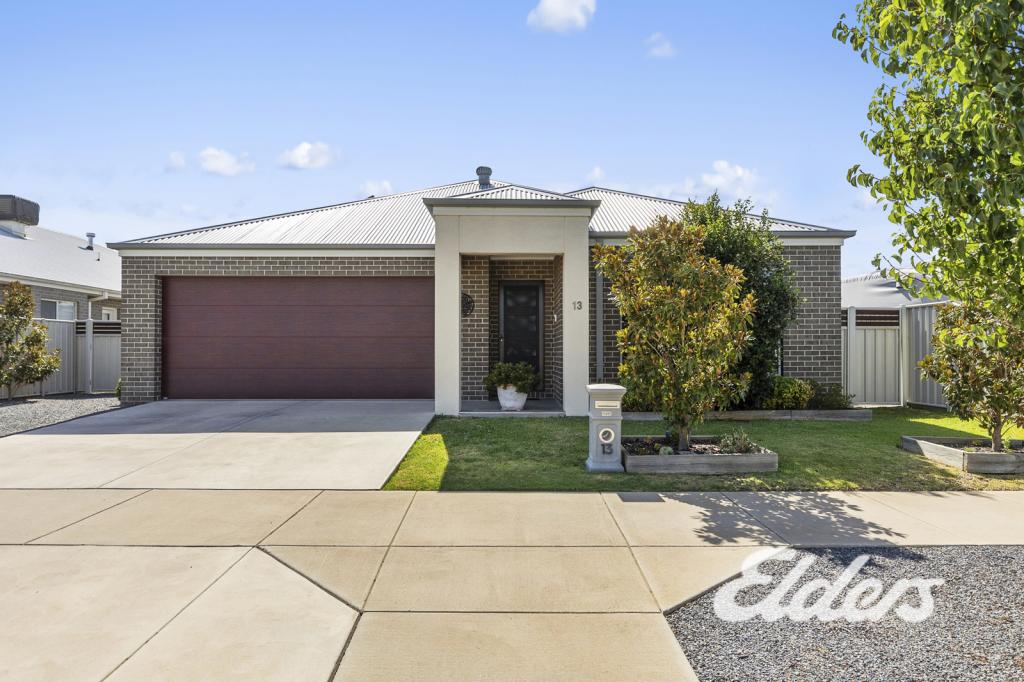 13 Rakali Dr, Yarrawonga, VIC 3730