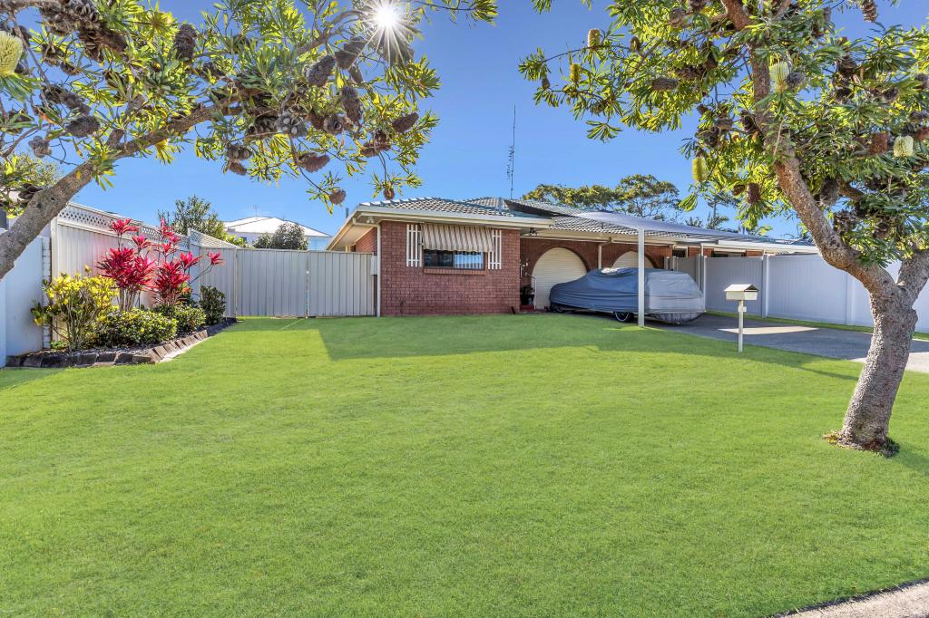 1/4 Russell Ct, Miami, QLD 4220