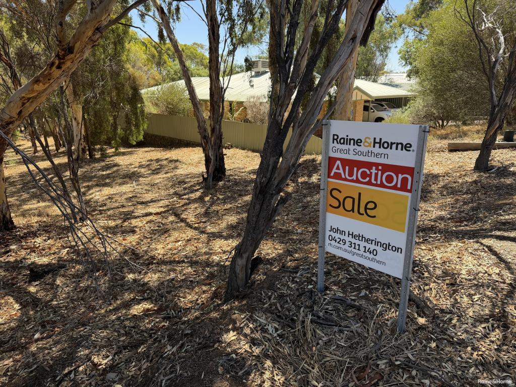 17 Nangip Cres, Darkan, WA 6392