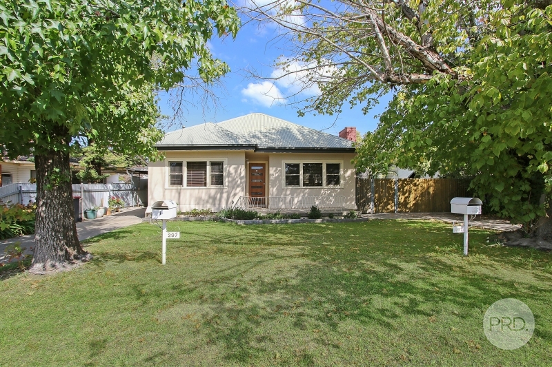 297 GULPHA ST, NORTH ALBURY, NSW 2640