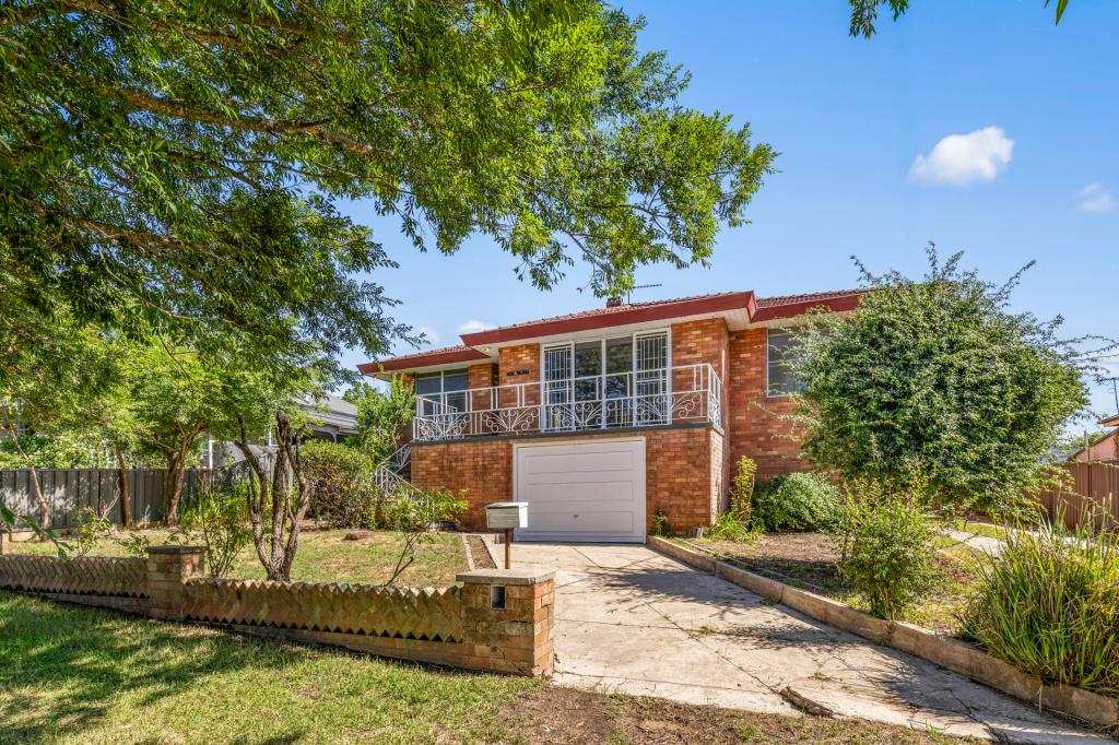 93 Hooke St, Dungog, NSW 2420