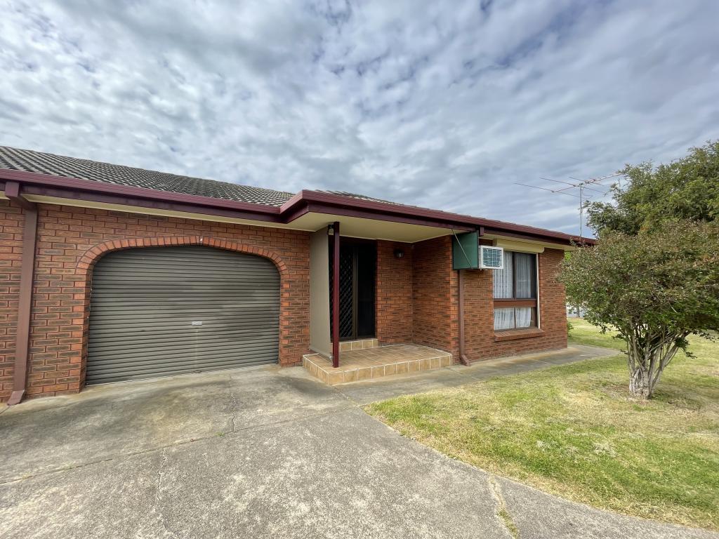 1/411 Ross Cct, Lavington, NSW 2641