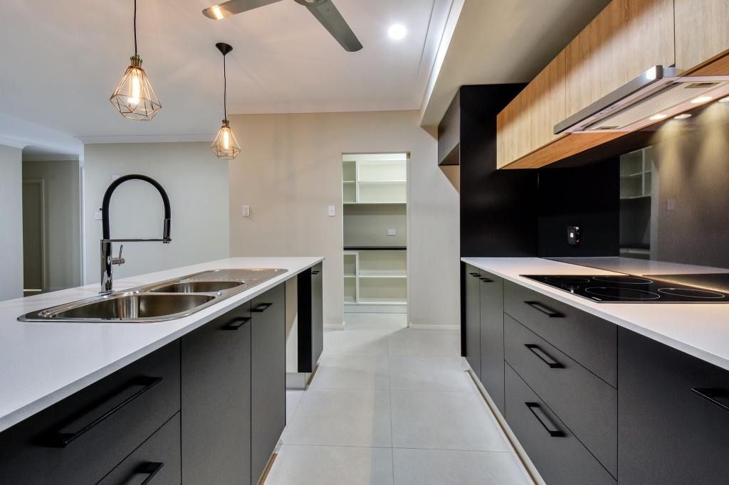 16 Woollybutt St, Zuccoli, NT 0832