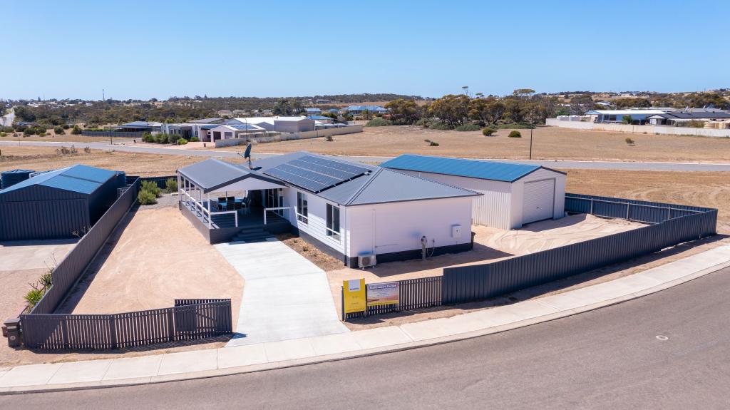 10 Johnson St, Streaky Bay, SA 5680