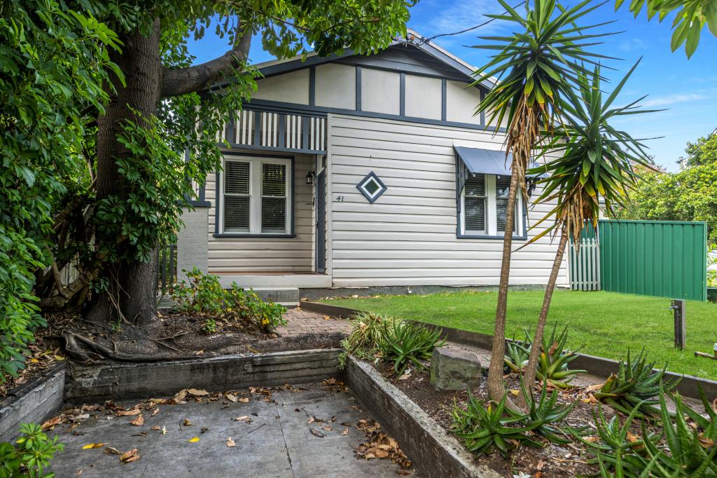 41 Ferndale St, Tighes Hill, NSW 2297