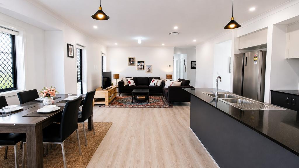 33 Lovage St, Greenbank, QLD 4124