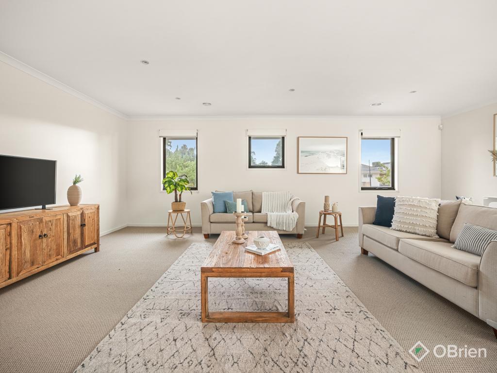 28/2 Barton Dr, Sandhurst, VIC 3977