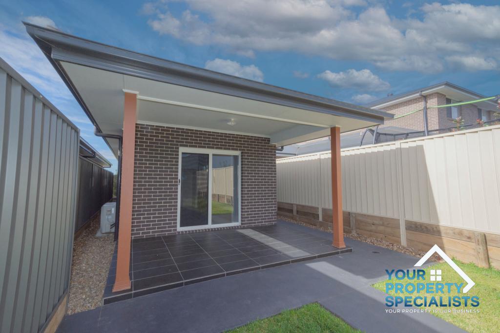 20b Carroll St, Oran Park, NSW 2570