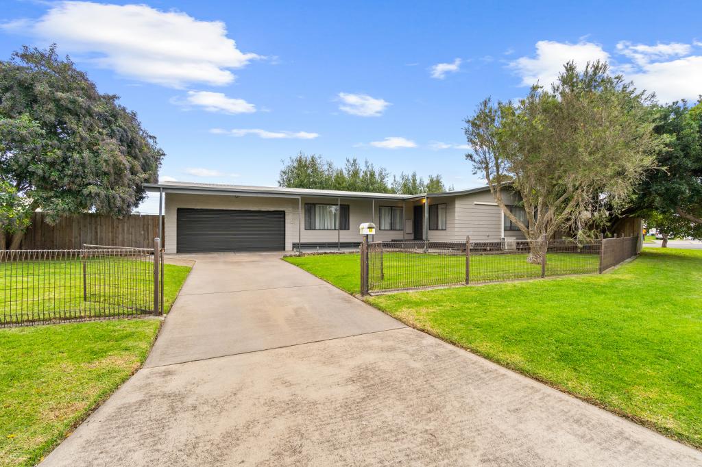 11 Ellen Way, Sale, VIC 3850