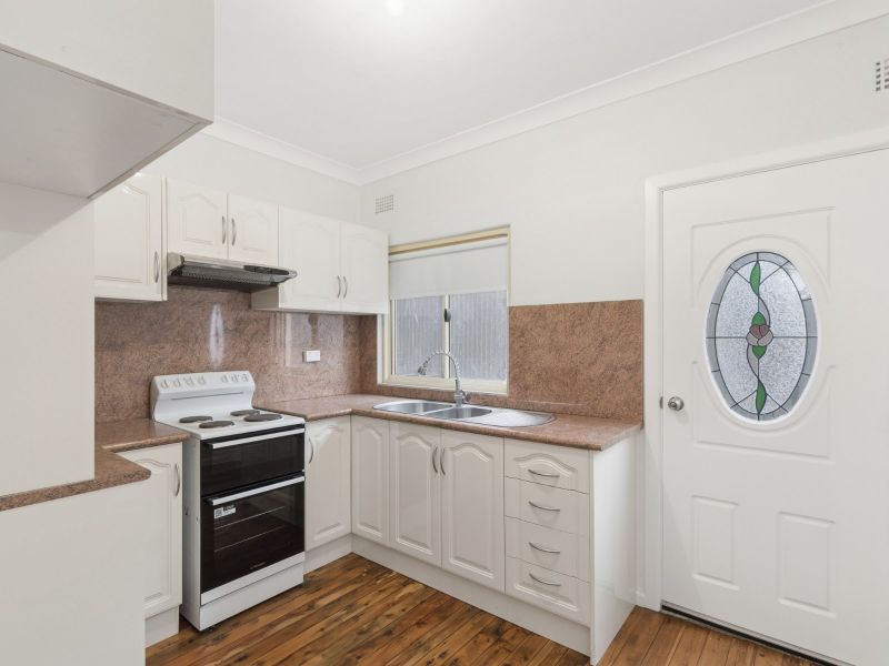 74 Minnegang St, Warrawong, NSW 2502