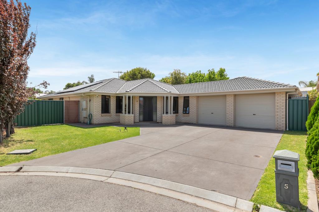 5 Fiebig Ct, Blakeview, SA 5114