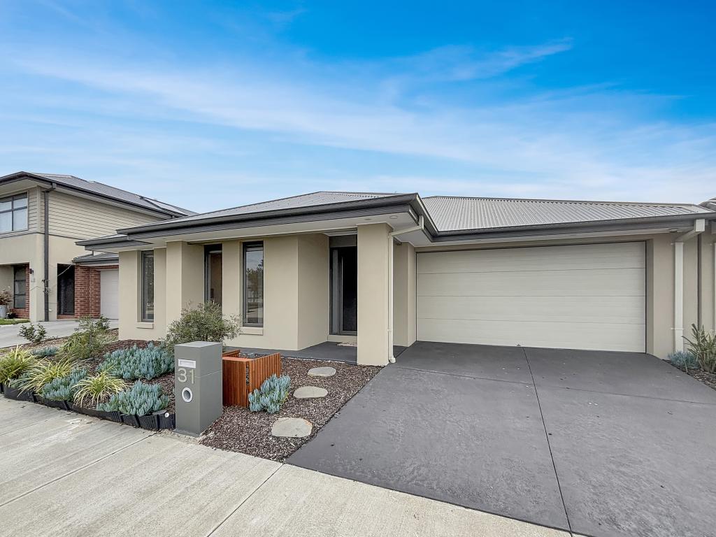 31 Monavale Dr, Mount Duneed, VIC 3217