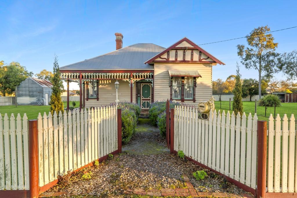 1 Mowat St, Cressy, VIC 3322