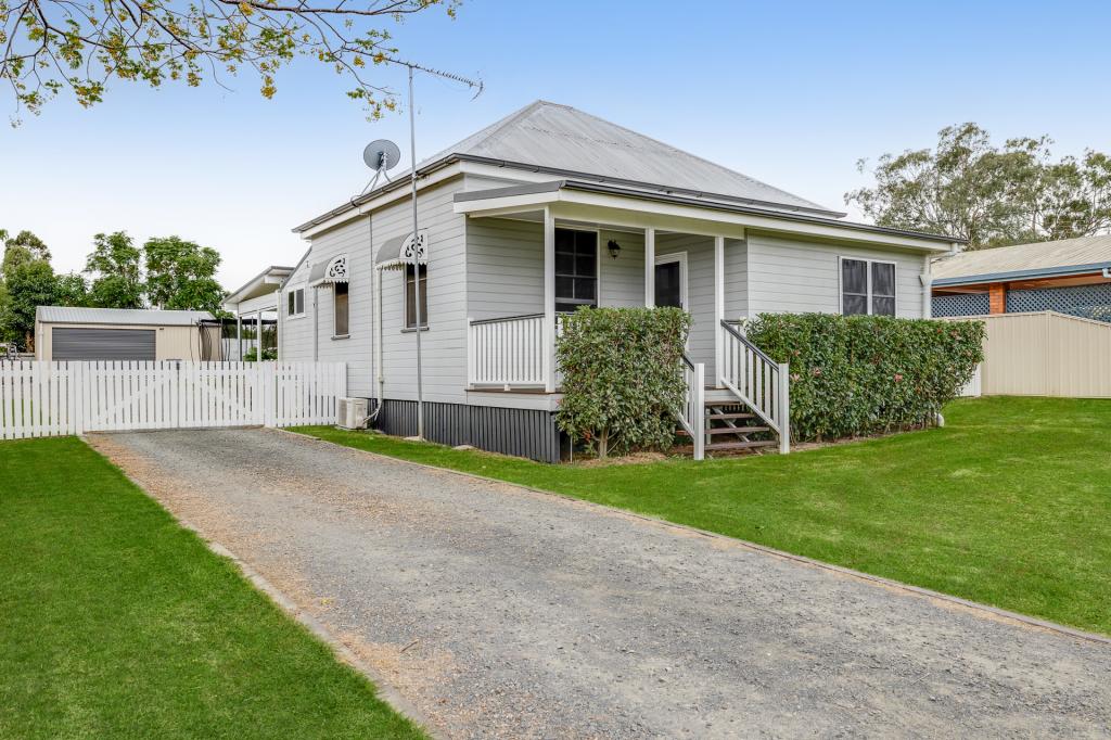 3 George St, Kingsthorpe, QLD 4400