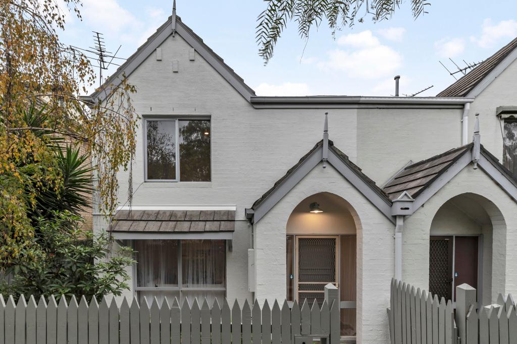 14 Youlden St, Kensington, VIC 3031