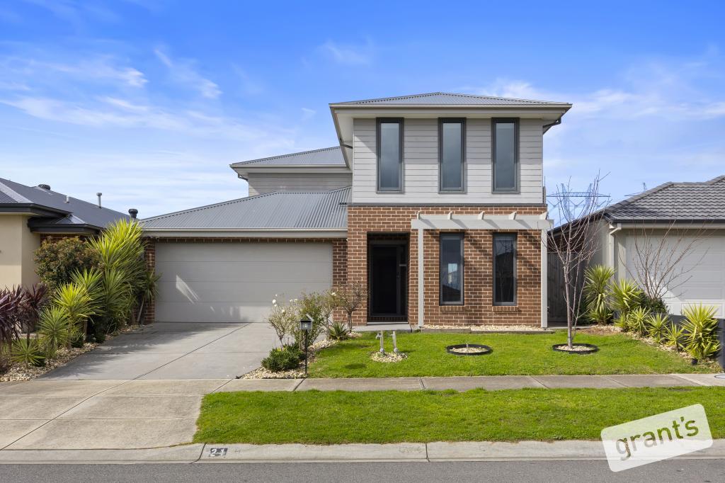 21 Pedro St, Clyde North, VIC 3978