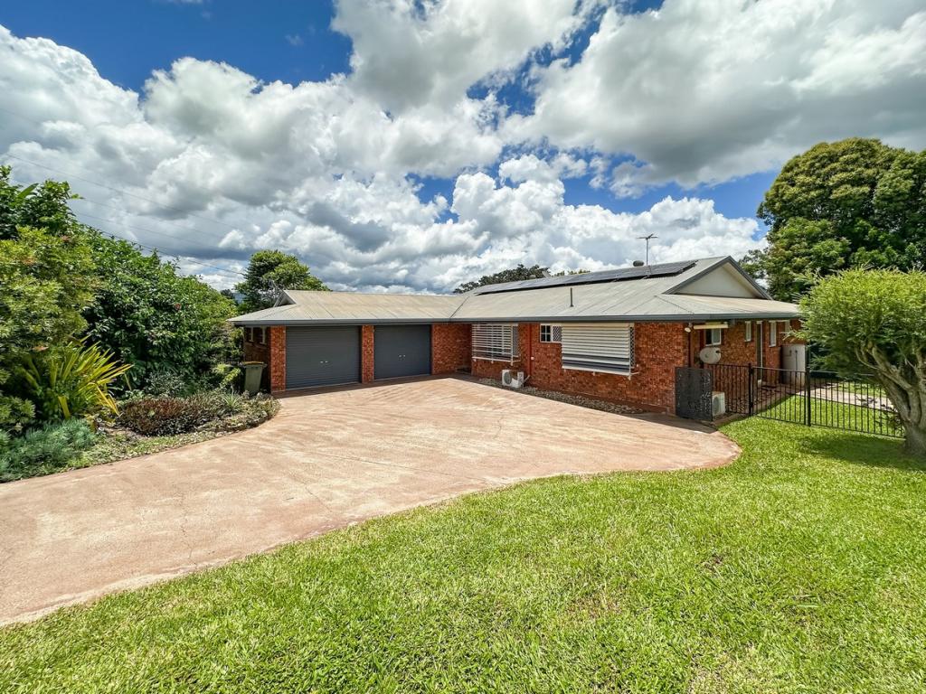 4 Hillview Cct, Atherton, QLD 4883