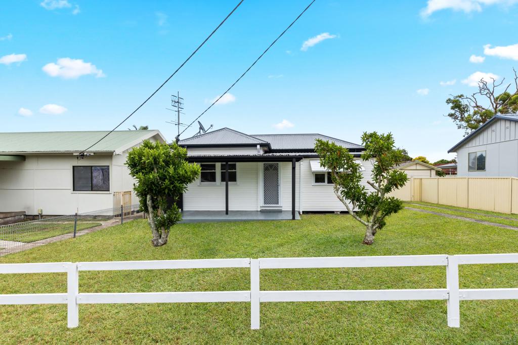16 Victoria Ave, Toukley, NSW 2263
