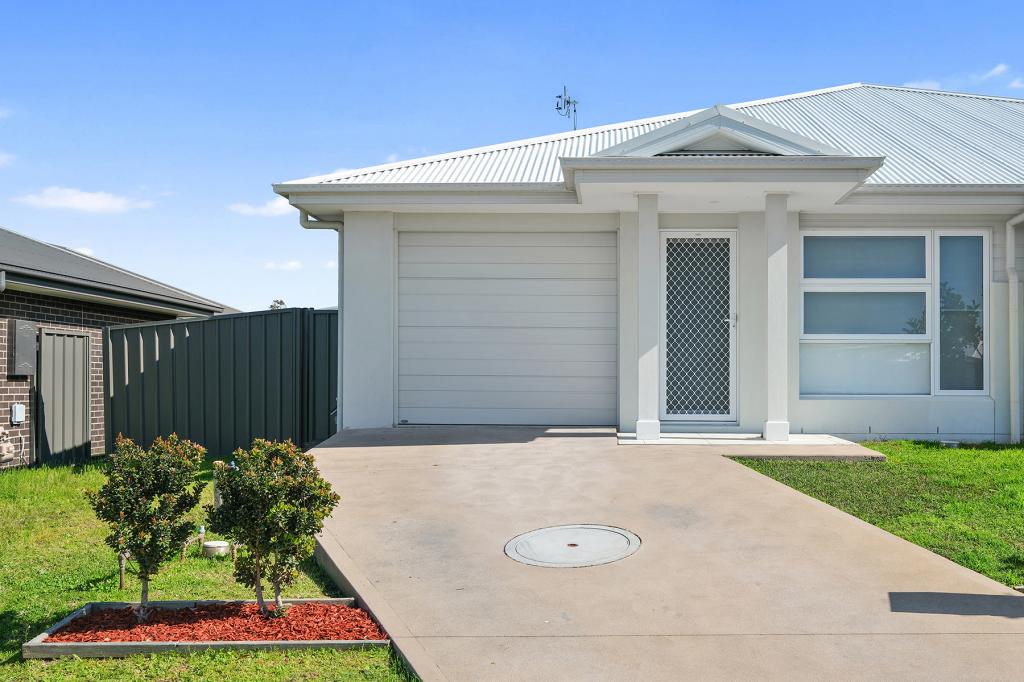 1/21 SUNSET DR, THORNTON, NSW 2322