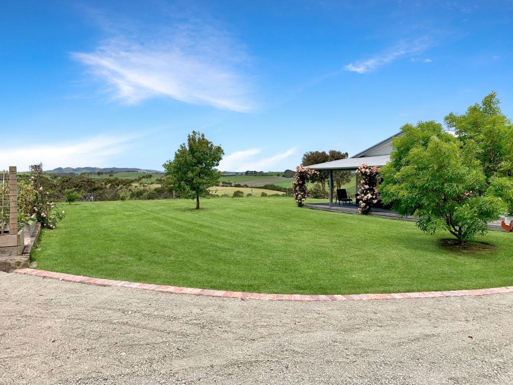 245 Eastaways Rd, Fish Creek, VIC 3959