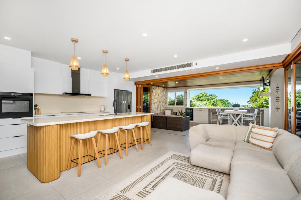 2/61 GARRICK ST, COOLANGATTA, QLD 4225