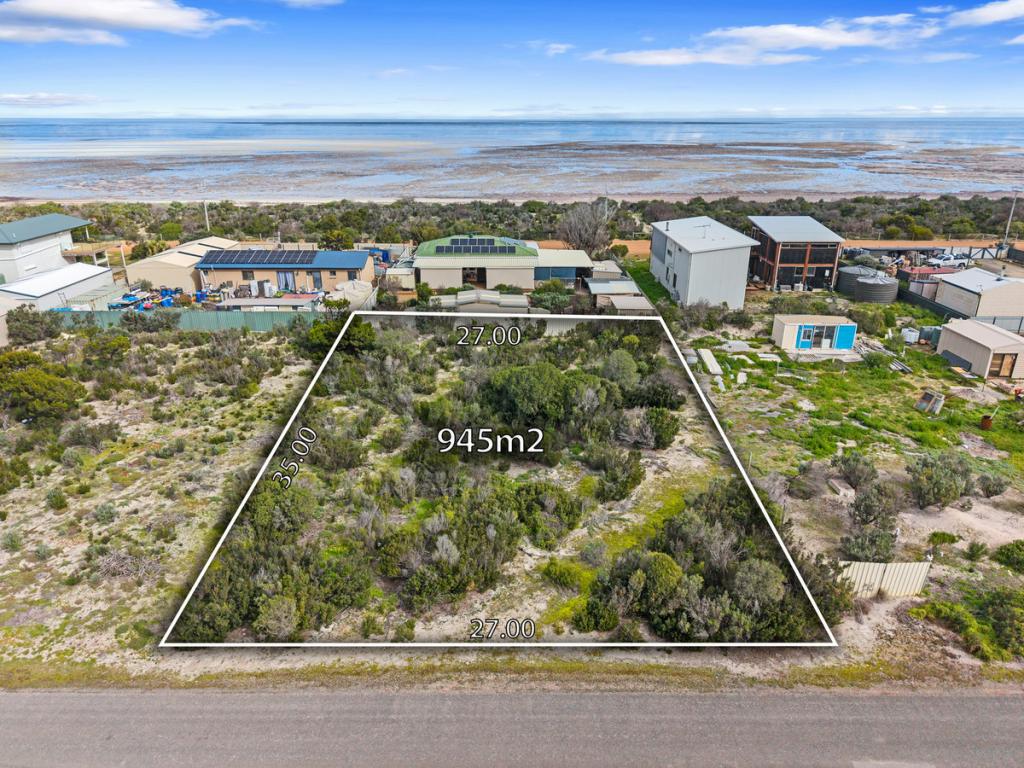 12 KESTREL CRES, THOMPSON BEACH, SA 5501