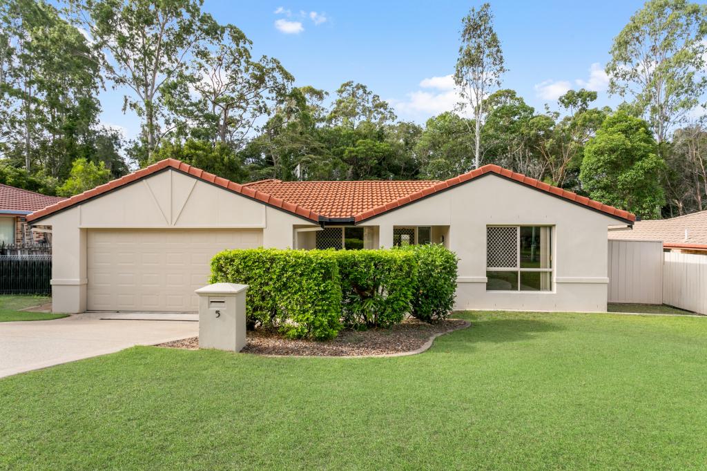 5 APPLEGUM ST, NOOSAVILLE, QLD 4566
