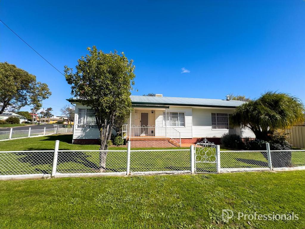 14 Willow St, South Tamworth, NSW 2340