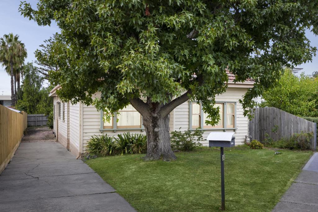 240 Douglas Pde, Newport, VIC 3015