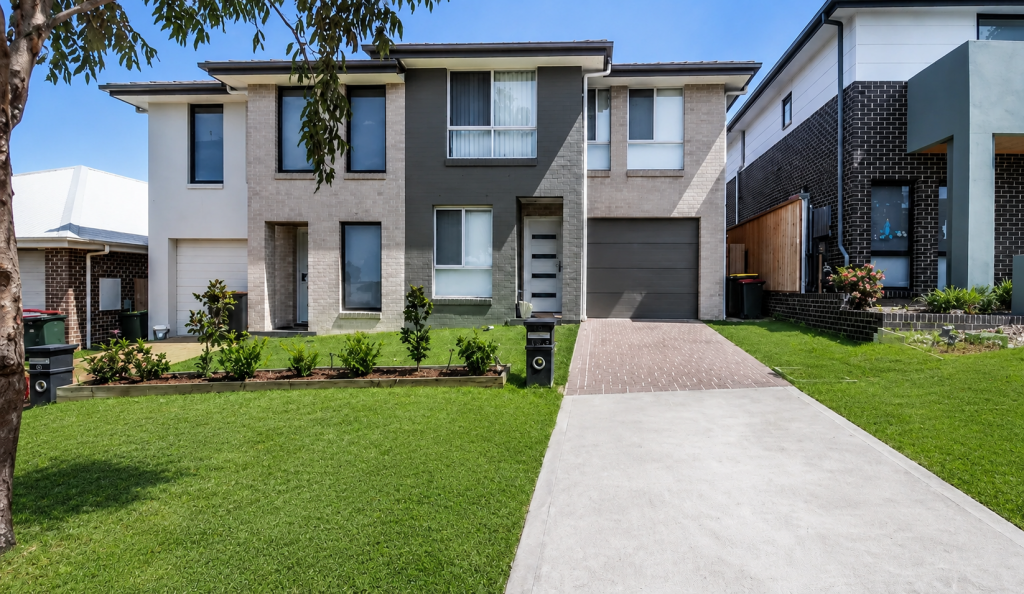 4a Galileo St, Campbelltown, NSW 2560
