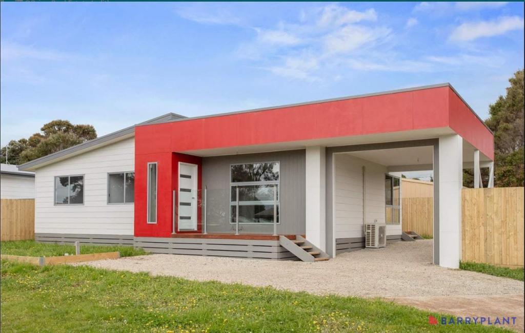 56 Hallway Dr, Wimbledon Heights, VIC 3922