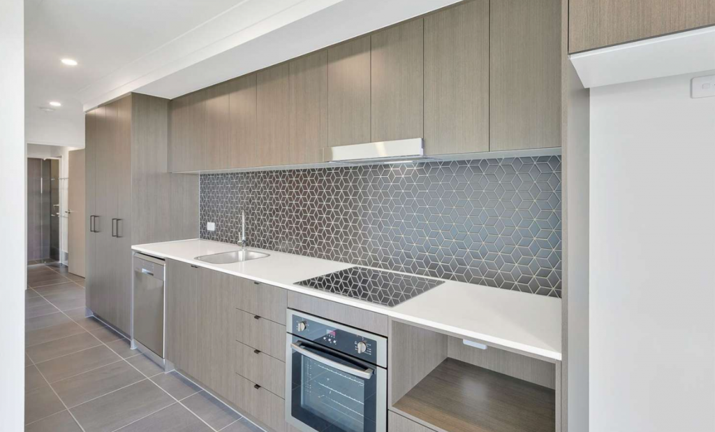 2/177 Morris Rd, Rothwell, QLD 4022