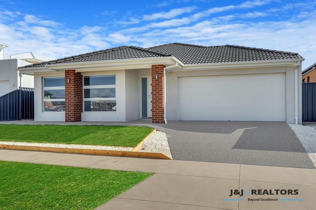 50 Borthwick Pde, Clyde North, VIC 3978