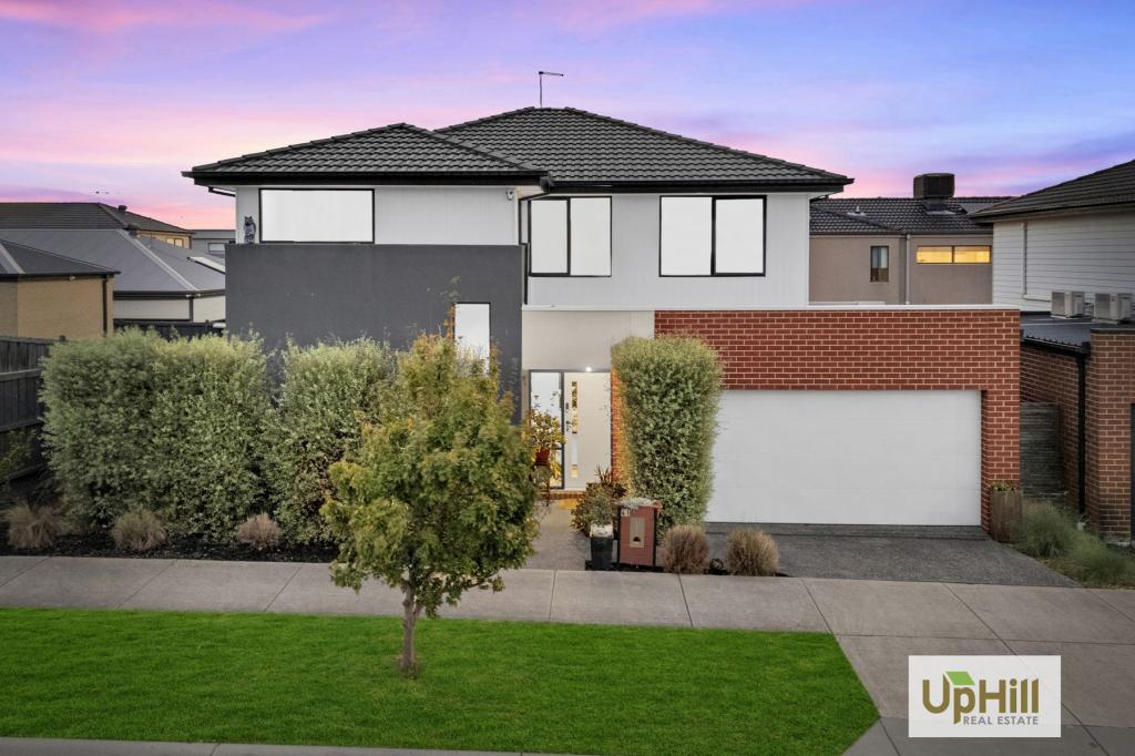 41 Barley Cres, Clyde North, VIC 3978