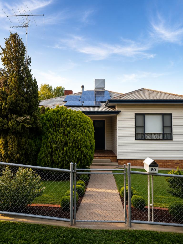 80 Twynam St, Narrandera, NSW 2700