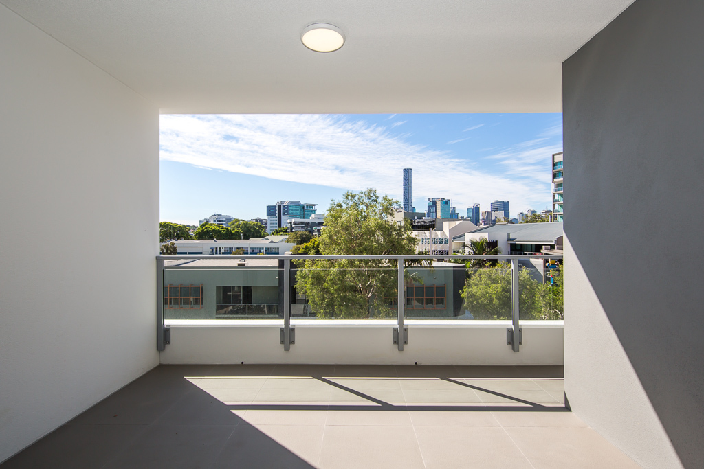 302/25 Walsh St, Milton, QLD 4064