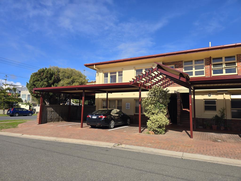 8/23 Seaview Rd, West Beach, SA 5024
