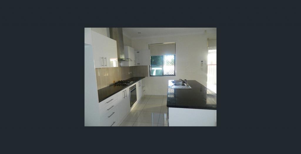 8b Cattiger St, Richlands, QLD 4077